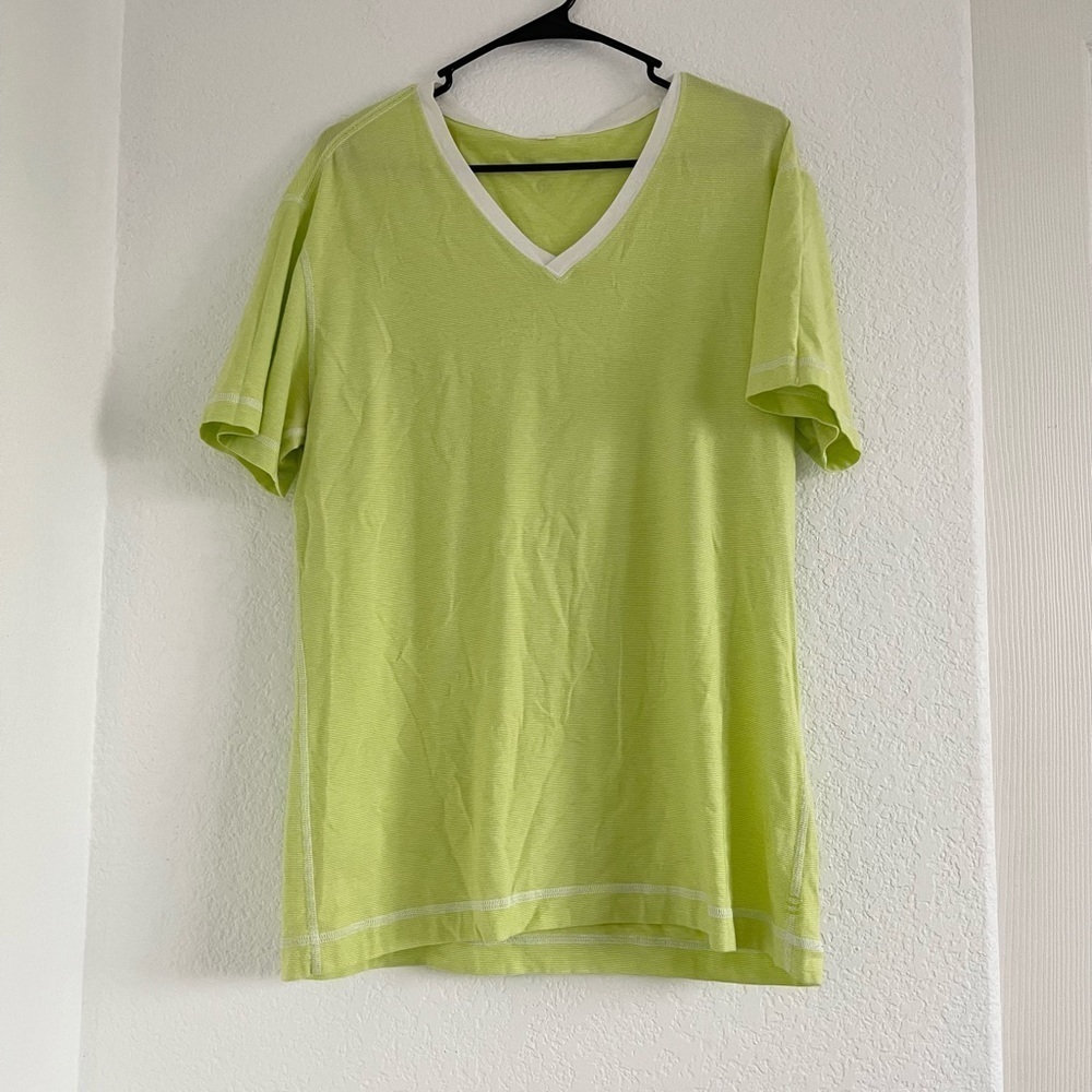 Lululemon casual short sleeve shirt